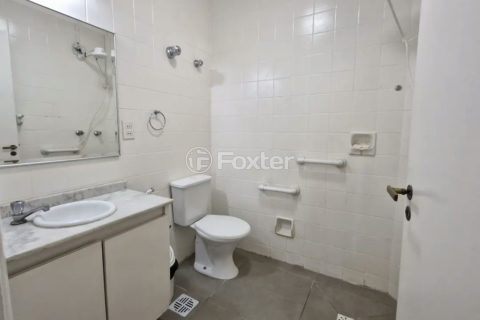 Image 25 - 1036325