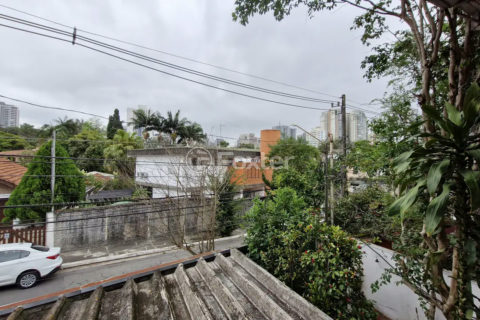 Image 23 - 1036325