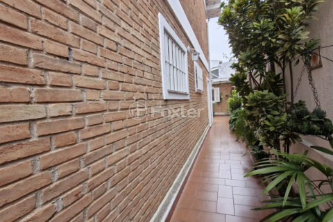 Image 35 - 1036325