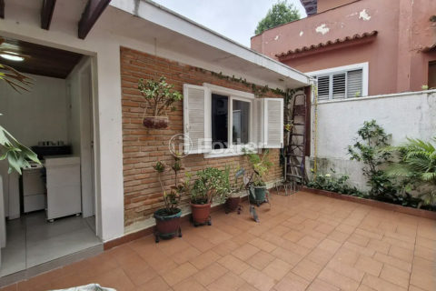 Image 38 - 1036325