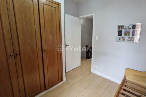 Image 29 - 1036325