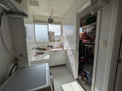 Image 43 - 1036337