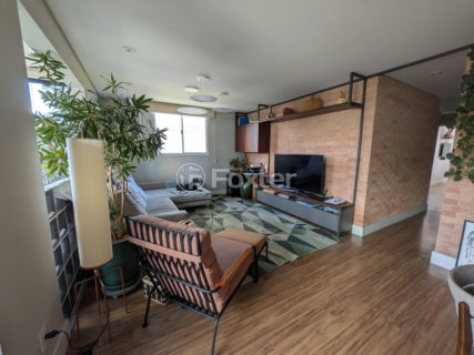 Image 3 - 1036337
