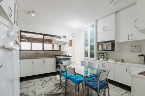 Image 35 - 1036341