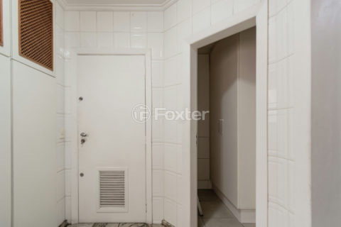 Image 41 - 1036341