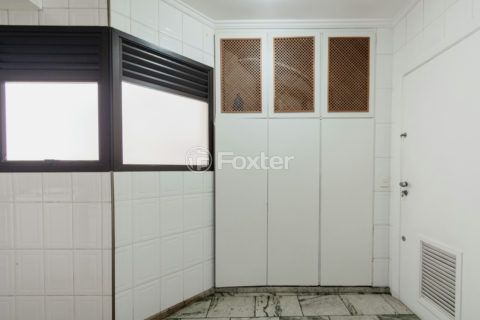 Image 42 - 1036341