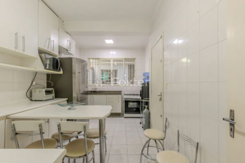 Image 18 - 1036346