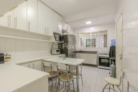 Image 16 - 1036346