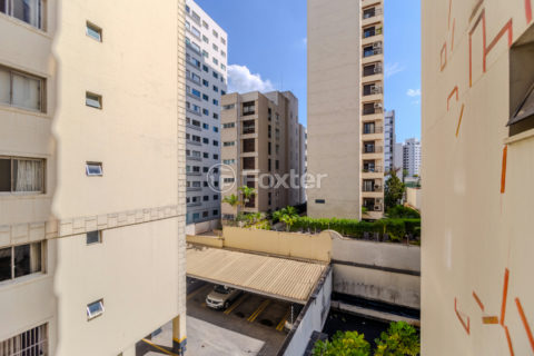 Image 32 - 1036347