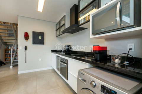 Image 33 - 1036350
