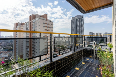 Image 24 - 1036357