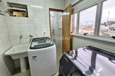 Image 32 - 1036362