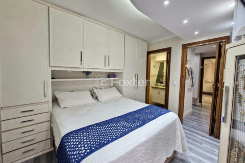 Image 22 - 1036362
