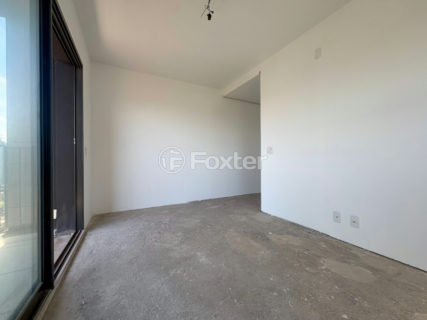 Image 30 - 1036369