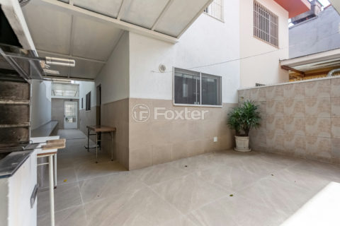 Image 21 - 1036377