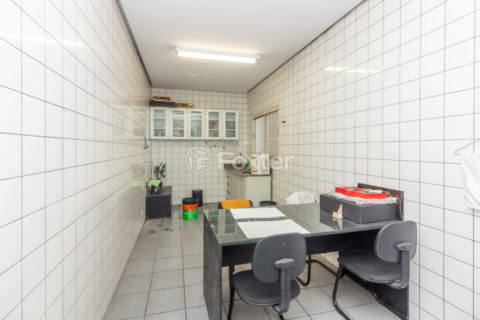 Image 4 - 1036379