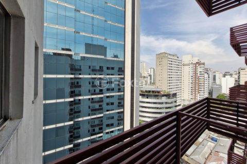 Image 10 - 1036380