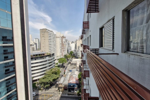 Image 21 - 1036380