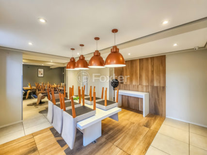 Image 32 - 1036384