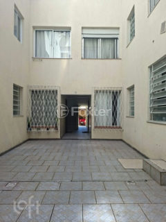 Image 22 - 1036391