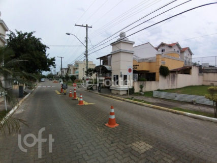 Image 30 - 1036393