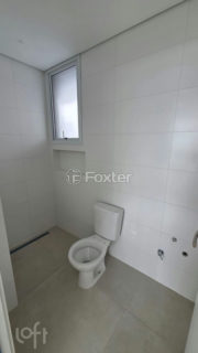 Image 22 - 1036394