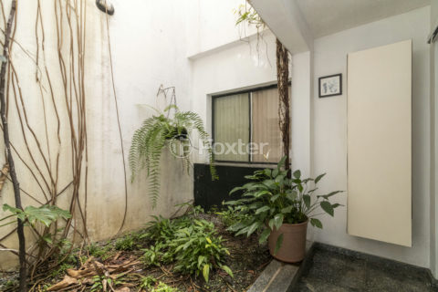 Image 29 - 1036401