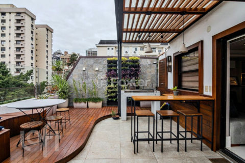 Image 22 - 1036425