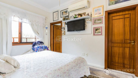 Image 35 - 1036428