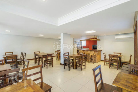 Image 23 - 1036443