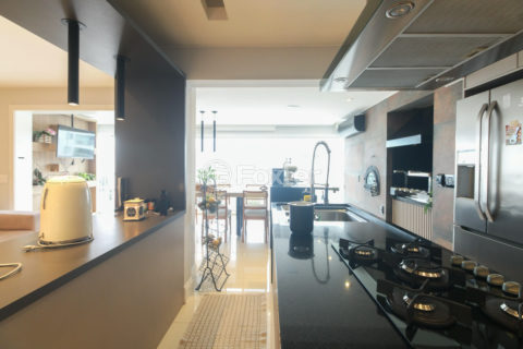 Image 21 - 1036483
