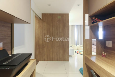 Image 11 - 1036483