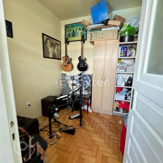 Image 8 - 1036506