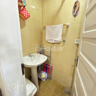Image 32 - 1036506
