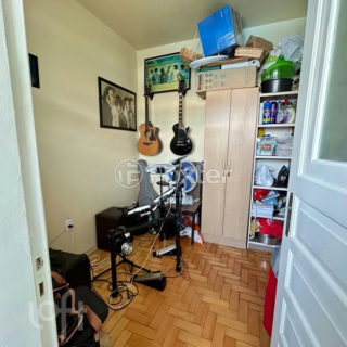 Image 22 - 1036506