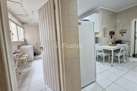 Image 37 - 1036536