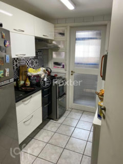 Image 7 - 1036553