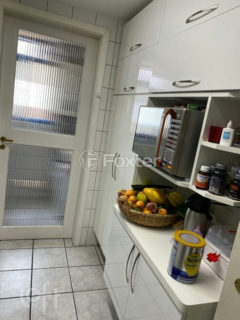 Image 6 - 1036553