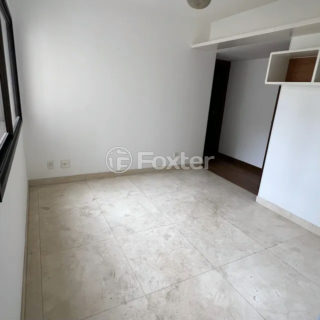 Image 40 - 1036620