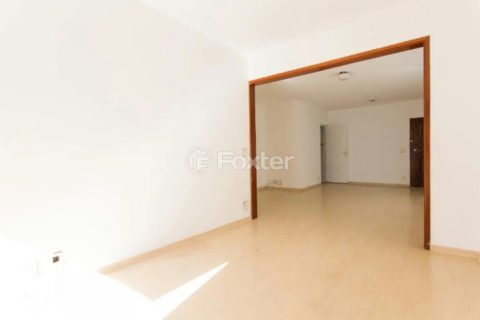 Image 4 - 1036626