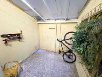 Image 9 - 1036628