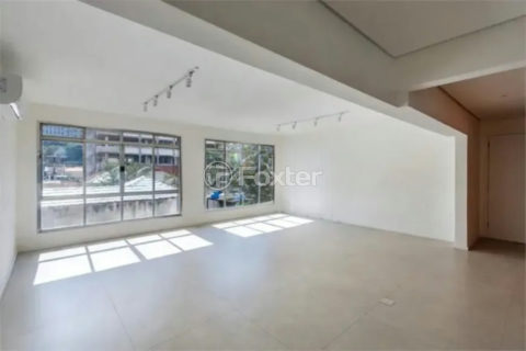 Image 2 - 1036657