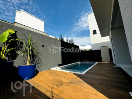 Image 26 - 1036668