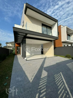 Image 30 - 1036668