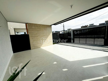Image 28 - 1036668