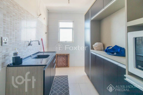 Image 21 - 1036672