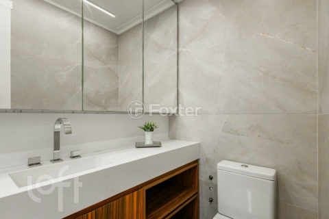 Image 22 - 1036681