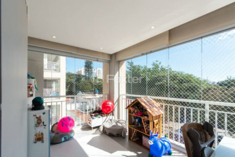 Image 10 - 1036697