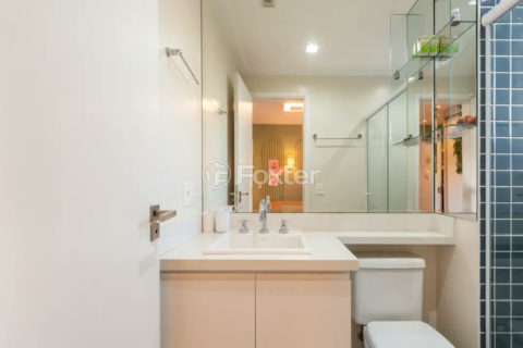 Image 31 - 1036697