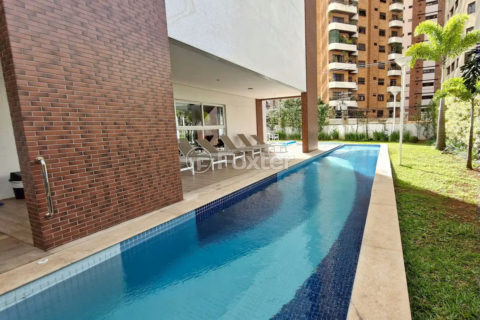 Image 41 - 1036699